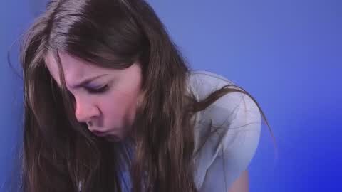 Spider girl Help me reach 10 likes online show from January 18, 6:24 am