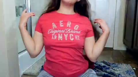 Bella online show from August 5, 10:49 pm