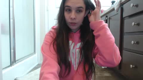 Bella online show from December 5, 2:31 am