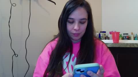 Bella online show from December 3, 1:41 am