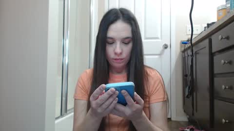 Bella online show from January 6, 1:09 am