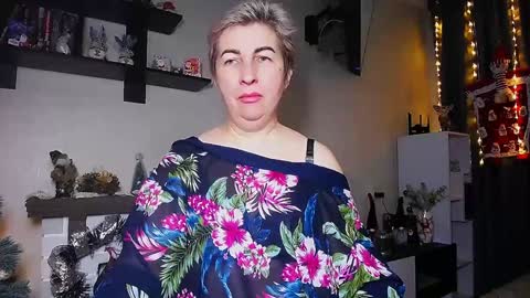 miss_tasha_kom online show from January 15, 7:05 am