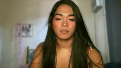 miss_veron_xoxo online show from April 14, 6:57 am
