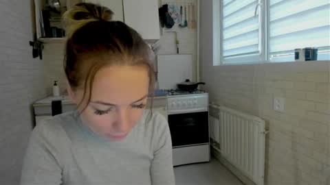 miss_you20 online show from October 16, 6:05 am