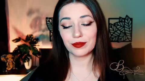 The divine Beverly online show from March 6, 2:40 pm