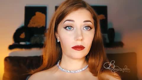 The divine Beverly online show from September 26, 8:28 pm