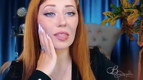 The divine Beverly online show from June 4, 10:42 am