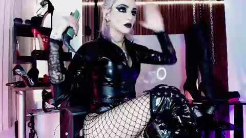 Missdarklady online show from July 23, 12:34 am
