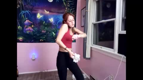 MissEeva online show from December 10, 5:50 am