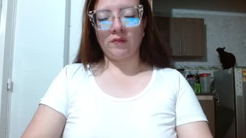 eva   online show from February 21, 10:39 am