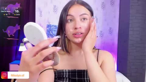 i am lyn online show from February 28, 1:47 am