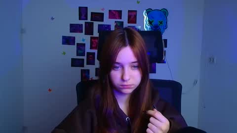 Mia online show from January 7, 12:52 pm