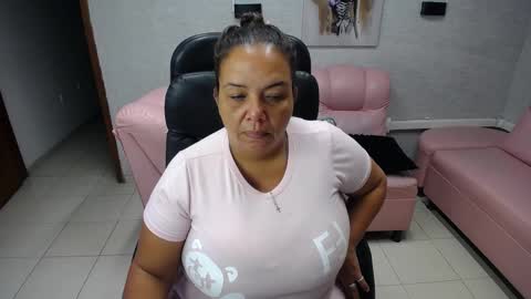 Penelope online show from March 7, 11:40 am