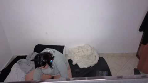 sarah online show from April 5, 11:48 pm