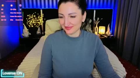 missrossi online show from January 7, 8:12 pm