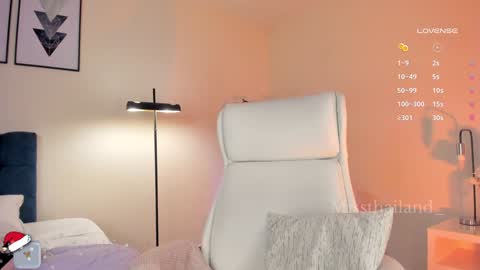 Fernanda Davila online show from December 16, 11:07 pm