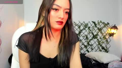 misstresandbonnie online show from December 16, 9:15 am