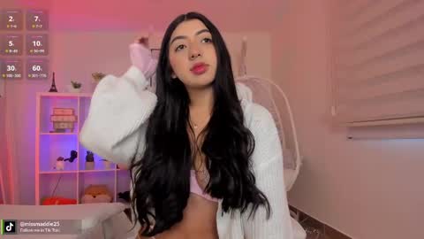 Mafe Jimenez online show from September 26, 1:20 pm