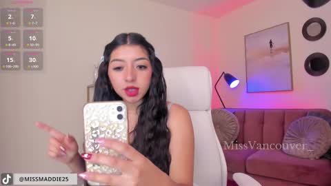 Mafe Jimenez online show from February 26, 11:37 pm