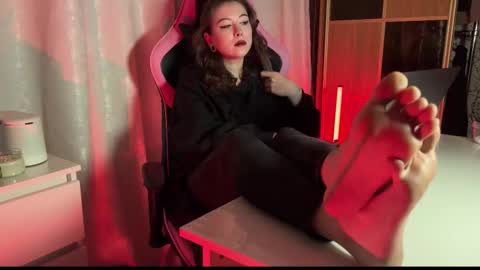 misswishh online show from October 3, 6:02 pm