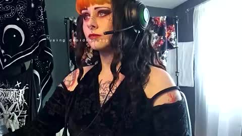 MissXDeville online show from September 21, 3:32 pm