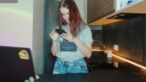 Hi everyone Im Tina online show from September 12, 5:20 pm