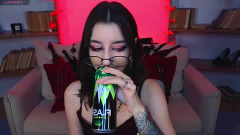 Marcelline online show from October 8, 9:24 am