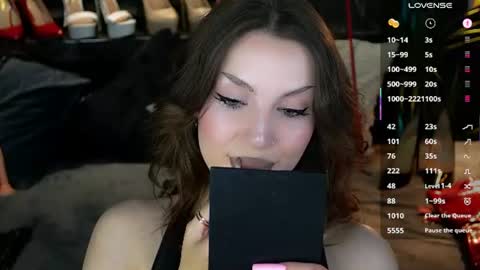 Darsy online show from June 27, 12:33 pm
