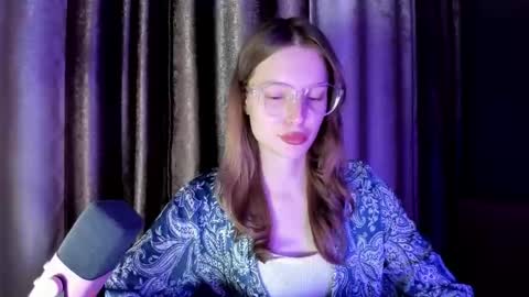 mistresselizy online show from September 18, 4:38 pm