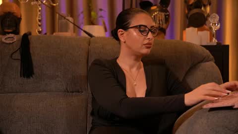 Mistress Kelly online show from November 23, 12:13 am