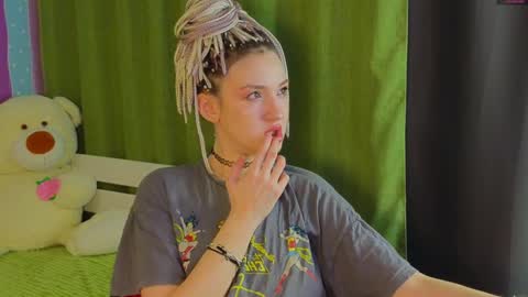 alice online show from February 7, 6:56 pm