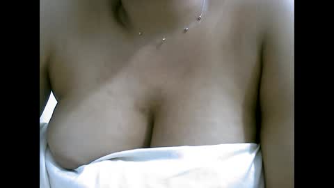 mixia99 online show from March 5, 7:42 pm