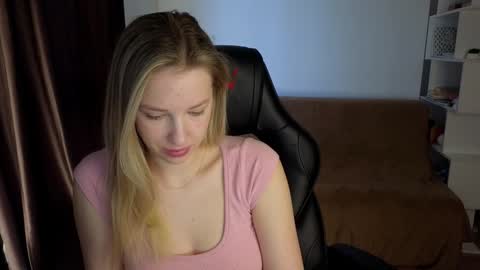 Lili online show from January 9, 7:21 am