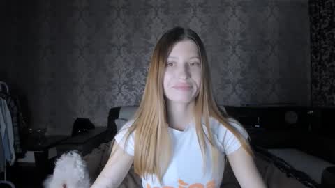 Lili online show from September 23, 10:46 am