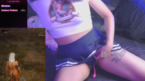 minaDarling online show from September 12, 5:52 am