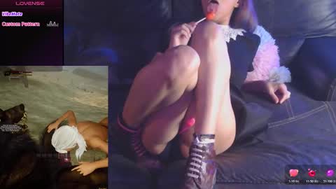 minaDarling online show from December 2, 5:42 am