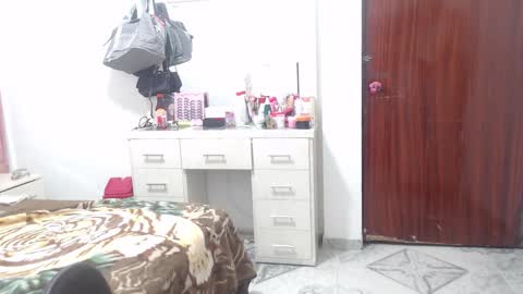 Catalina online show from September 22, 4:11 am