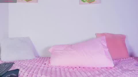 molly come and have fun online show from April 14, 10:43 pm