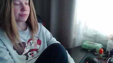 I have new photos come and see with love Molly online show from September 29, 9:47 am