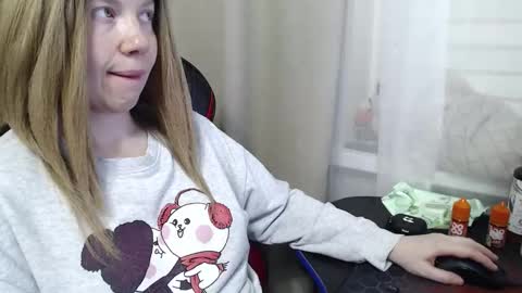 I have new photos come and see with love Molly online show from November 3, 10:52 am