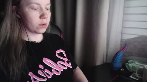 I have new photos come and see with love Molly online show from December 21, 10:08 am