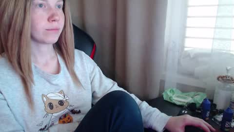 I have new photos come and see with love Molly online show from September 24, 10:25 am