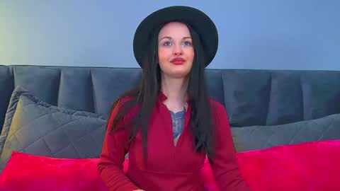 Molly online show from November 25, 6:53 pm