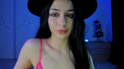 Molly online show from January 10, 6:28 pm