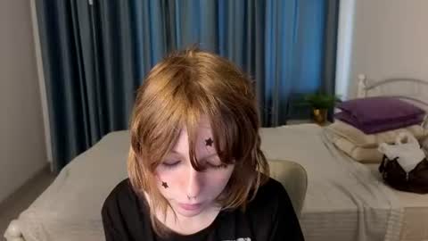 mollysally online show from July 14, 4:06 am