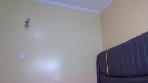 Mona online show from November 3, 2:37 am