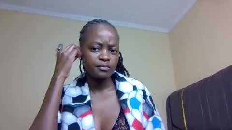 Mona online show from November 8, 3:22 am