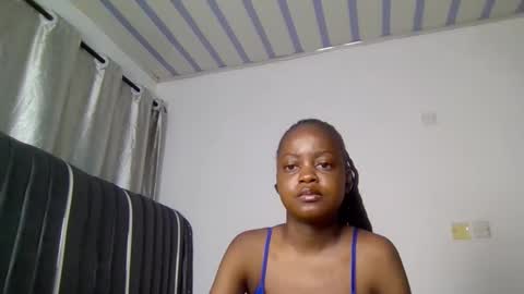 Mona online show from November 25, 1:19 am