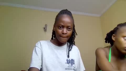 Mona online show from October 19, 8:16 am