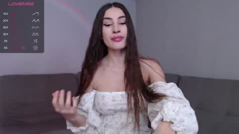 Hey Guys im Mona. PVT is Open Please Make me CUM online show from December 28, 5:44 am